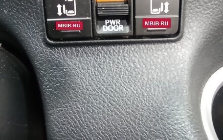 Toyota Sienta II, 2016 год, 1 250 000 рублей, 24 фотография