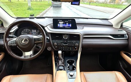 Lexus RX IV рестайлинг, 2018 год, 3 730 000 рублей, 7 фотография