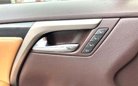 Lexus RX IV рестайлинг, 2018 год, 3 730 000 рублей, 14 фотография