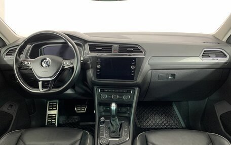 Volkswagen Tiguan II, 2019 год, 2 519 000 рублей, 7 фотография