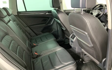 Volkswagen Tiguan II, 2019 год, 2 519 000 рублей, 16 фотография