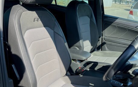 Volkswagen Tiguan II, 2018 год, 2 100 000 рублей, 7 фотография