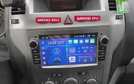 Opel Zafira B, 2007 год, 399 999 рублей, 20 фотография