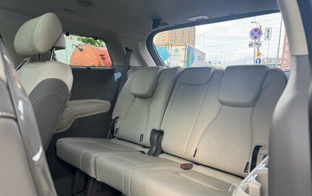 KIA Carnival, 2025 год, 7 000 000 рублей, 9 фотография