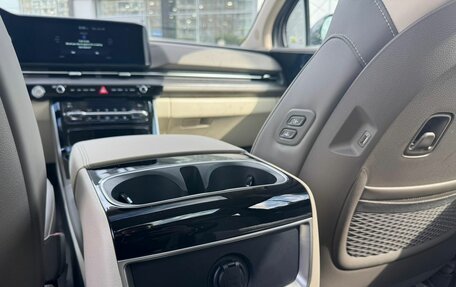 KIA Carnival, 2025 год, 7 000 000 рублей, 13 фотография