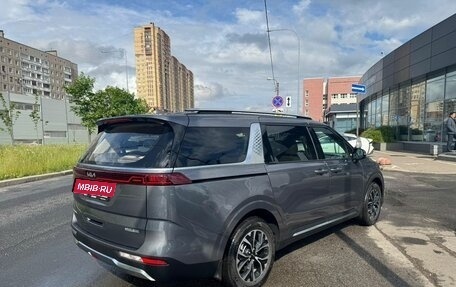 KIA Carnival, 2025 год, 7 000 000 рублей, 4 фотография