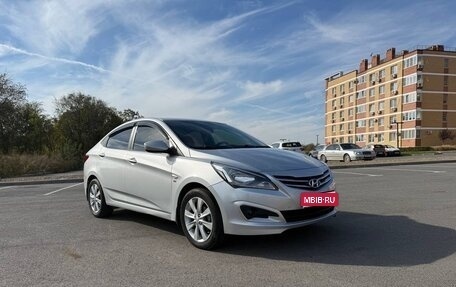Hyundai Solaris II рестайлинг, 2016 год, 1 100 000 рублей, 1 фотография
