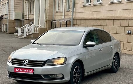 Volkswagen Passat B7, 2011 год, 725 000 рублей, 1 фотография