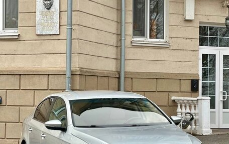 Volkswagen Passat B7, 2011 год, 725 000 рублей, 3 фотография