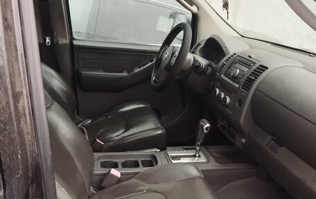 Nissan Navara (Frontier), 2007 год, 640 000 рублей, 3 фотография