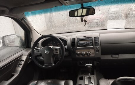 Nissan Navara (Frontier), 2007 год, 640 000 рублей, 7 фотография