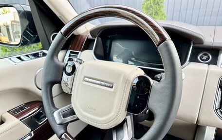 Land Rover Range Rover IV рестайлинг, 2015 год, 3 790 000 рублей, 26 фотография