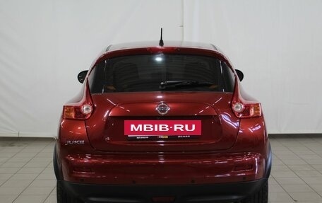 Nissan Juke II, 2013 год, 980 000 рублей, 11 фотография