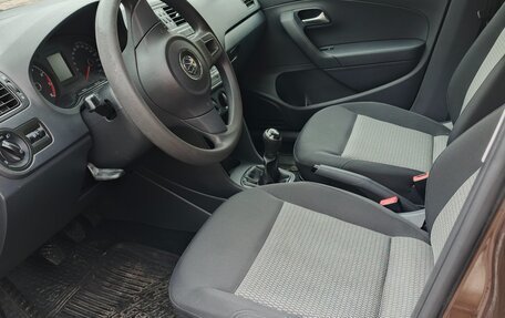 Volkswagen Polo VI (EU Market), 2015 год, 750 000 рублей, 7 фотография