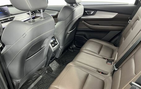 Chery Tiggo 8 Pro, 2021 год, 2 050 000 рублей, 11 фотография