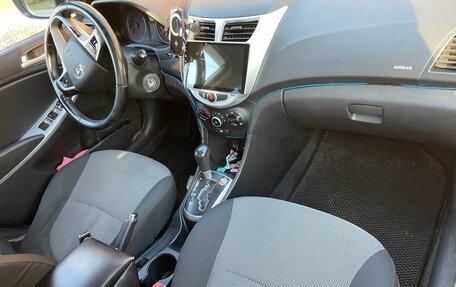 Hyundai Solaris II рестайлинг, 2015 год, 750 000 рублей, 6 фотография