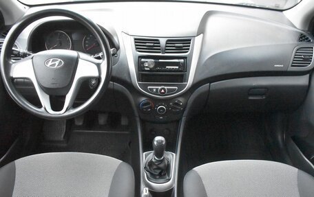 Hyundai Solaris II рестайлинг, 2012 год, 620 000 рублей, 11 фотография