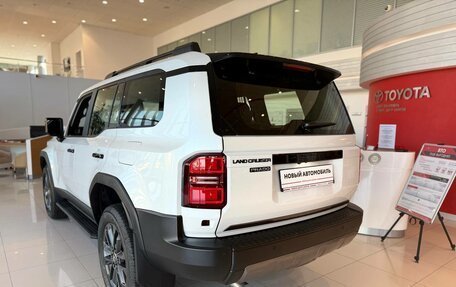 Toyota Land Cruiser Prado, 2024 год, 10 950 000 рублей, 3 фотография