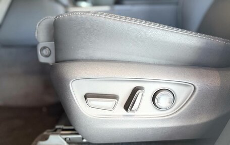 Toyota Land Cruiser Prado, 2024 год, 10 950 000 рублей, 22 фотография