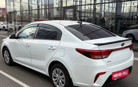 KIA Rio IV, 2018 год, 1 099 000 рублей, 6 фотография