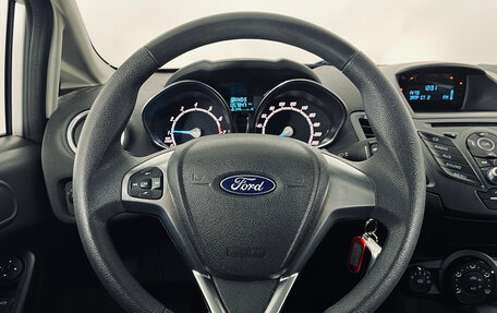 Ford Fiesta, 2016 год, 950 000 рублей, 14 фотография