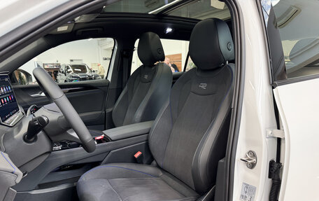 Volkswagen Tiguan, 2025 год, 5 100 000 рублей, 16 фотография