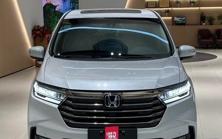 Honda Odyssey IV, 2021 год, 2 590 000 рублей, 2 фотография