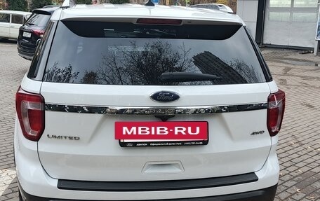 Ford Explorer VI, 2018 год, 3 900 000 рублей, 7 фотография