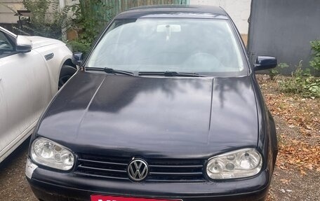 Volkswagen Golf IV, 2000 год, 300 000 рублей, 2 фотография