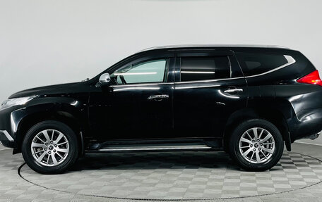 Mitsubishi Pajero Sport III рестайлинг, 2019 год, 2 990 000 рублей, 2 фотография