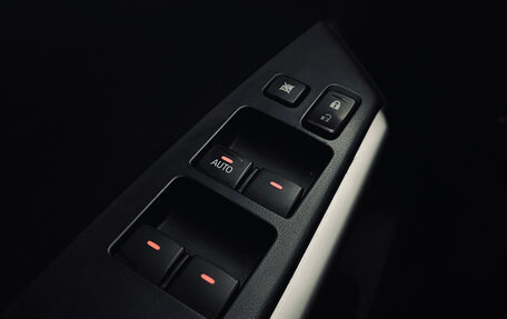 Mitsubishi Pajero Sport III рестайлинг, 2019 год, 2 990 000 рублей, 20 фотография