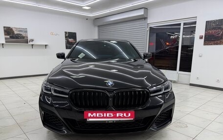 BMW 5 серия, 2020 год, 5 330 000 рублей, 2 фотография