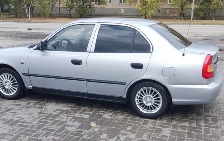 Hyundai Accent II, 2004 год, 460 000 рублей, 1 фотография