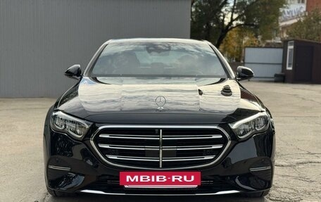 Mercedes-Benz E-Класс, 2024 год, 8 180 000 рублей, 5 фотография