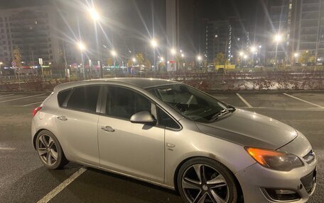 Opel Astra J, 2013 год, 705 000 рублей, 4 фотография
