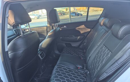 KIA Sportage IV рестайлинг, 2020 год, 2 600 000 рублей, 4 фотография