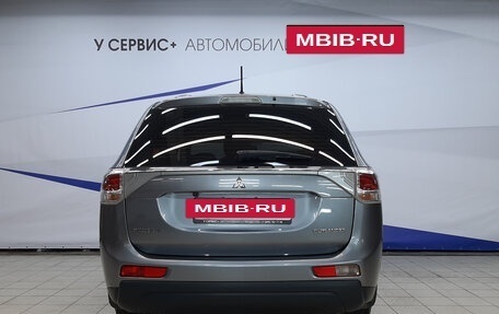 Mitsubishi Outlander III рестайлинг 3, 2013 год, 1 170 000 рублей, 4 фотография