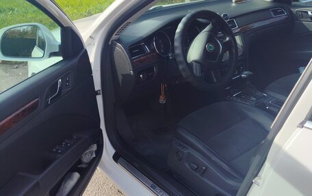 Skoda Superb III рестайлинг, 2012 год, 1 280 000 рублей, 7 фотография