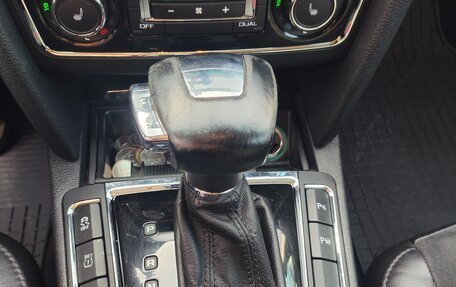 Skoda Superb III рестайлинг, 2012 год, 1 280 000 рублей, 6 фотография