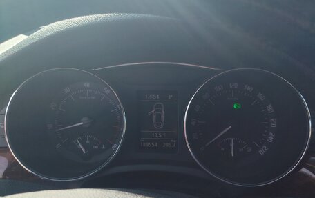 Skoda Superb III рестайлинг, 2012 год, 1 280 000 рублей, 9 фотография