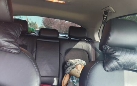 Skoda Superb III рестайлинг, 2012 год, 1 280 000 рублей, 19 фотография