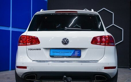 Volkswagen Touareg III, 2012 год, 2 375 000 рублей, 8 фотография