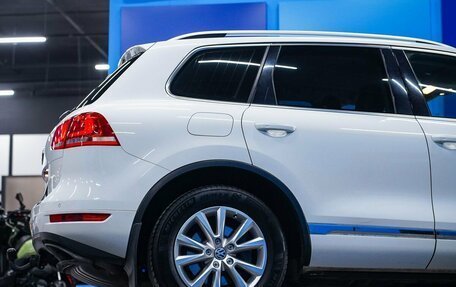 Volkswagen Touareg III, 2012 год, 2 375 000 рублей, 28 фотография