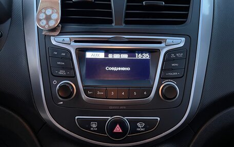 Hyundai Solaris II рестайлинг, 2016 год, 980 000 рублей, 8 фотография