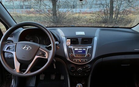 Hyundai Solaris II рестайлинг, 2016 год, 980 000 рублей, 7 фотография