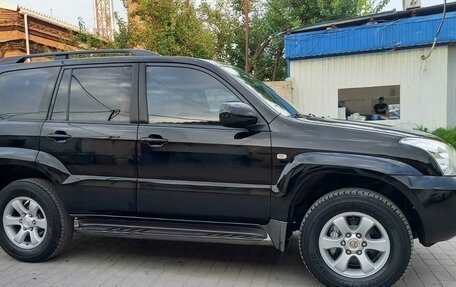 Toyota Land Cruiser Prado 120 рестайлинг, 2003 год, 1 790 000 рублей, 13 фотография