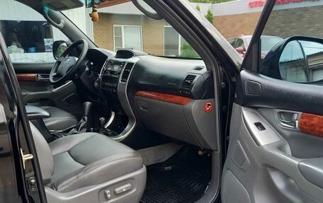 Toyota Land Cruiser Prado 120 рестайлинг, 2003 год, 1 790 000 рублей, 14 фотография