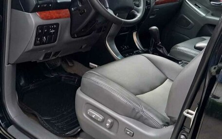 Toyota Land Cruiser Prado 120 рестайлинг, 2003 год, 1 790 000 рублей, 16 фотография