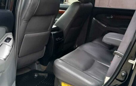 Toyota Land Cruiser Prado 120 рестайлинг, 2003 год, 1 790 000 рублей, 18 фотография