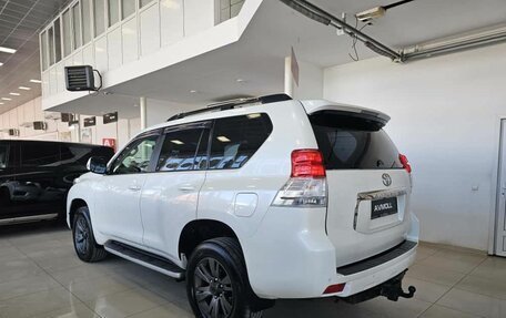 Toyota Land Cruiser Prado 150 рестайлинг 2, 2011 год, 2 779 000 рублей, 9 фотография